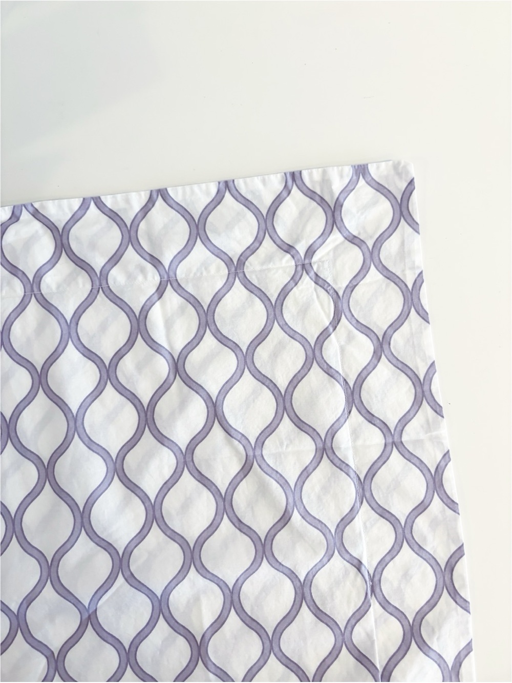 Sferra || Andover Euro Sham Egyptian Cotton White Lavender Purple